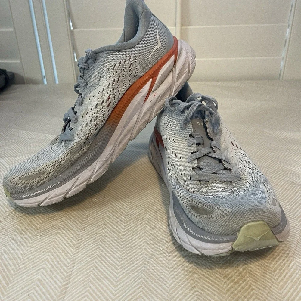 Hoka One One‎ Clifton 8 Women's Sz 8.5B Aqua Blue Running Shoes Sneakers